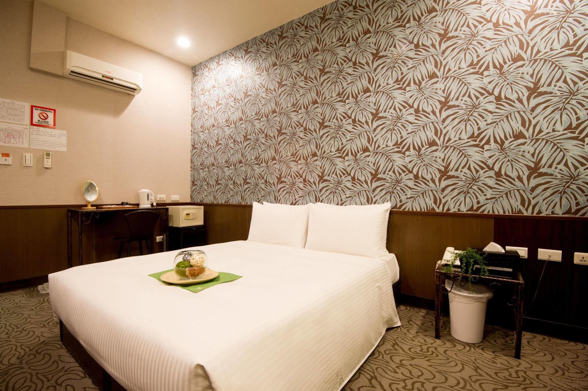 Moshamanla Hotel - Ximen Tchaj-pej Exteriér fotografie